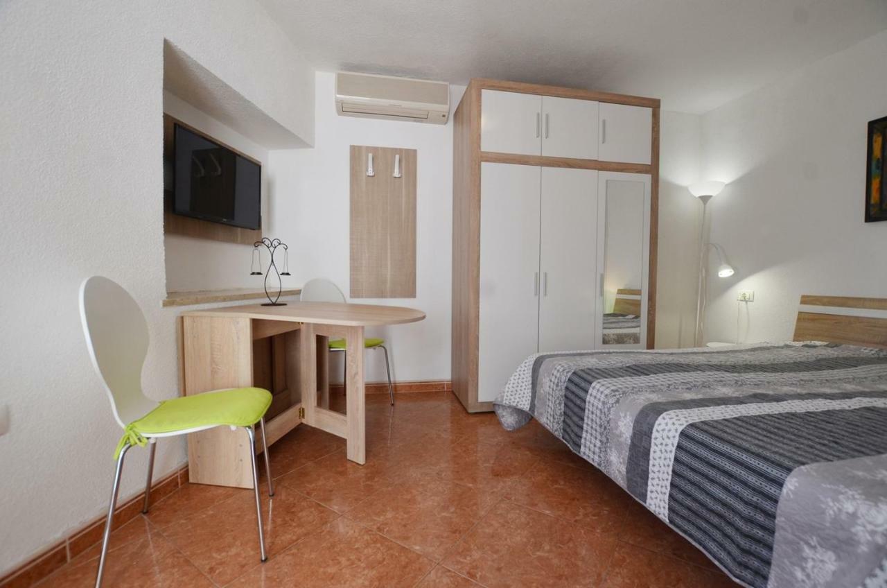 Yulia Apartments Rovinj Exterior photo